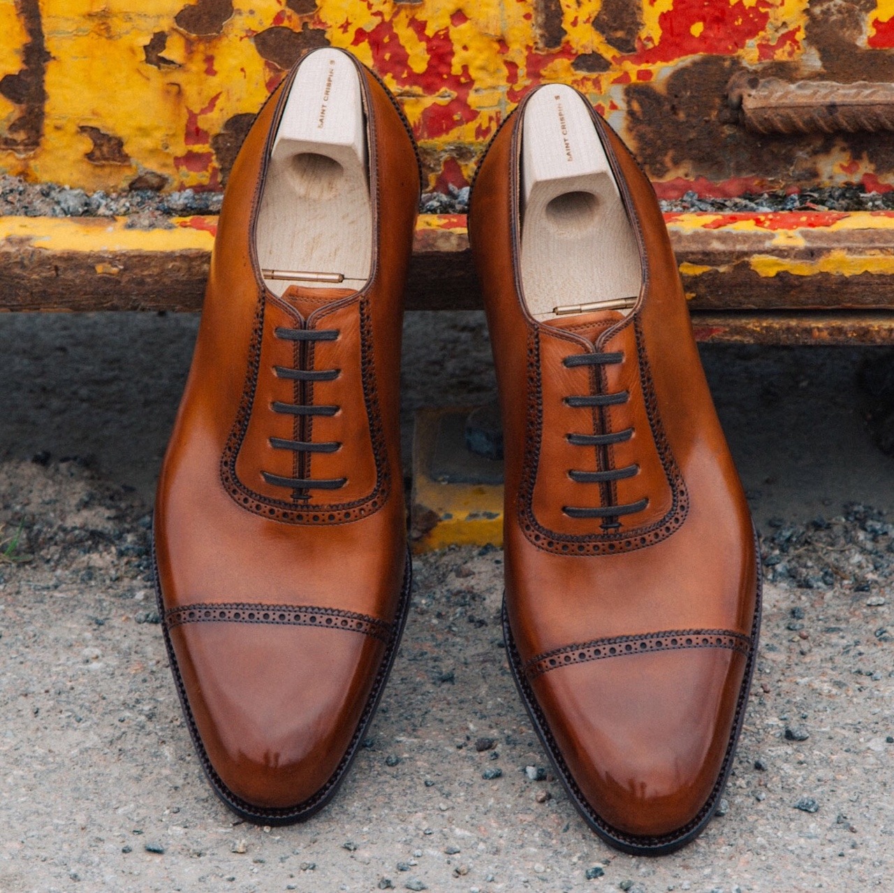 brown cap toe dress shoes