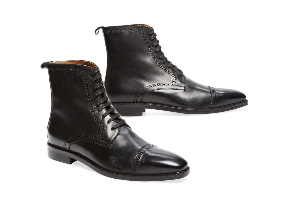 lace up cap toe boots